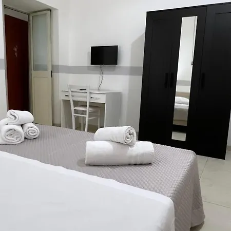 Alma House Naples